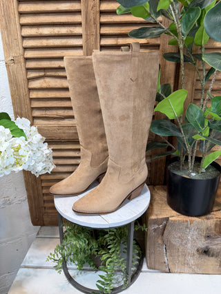 Corky’s City Slicker Boots Sand
