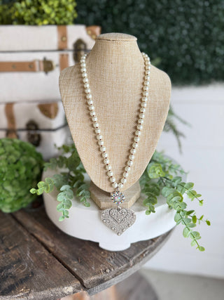 Emotion Necklace Silver/Pearl Necklaces BFF