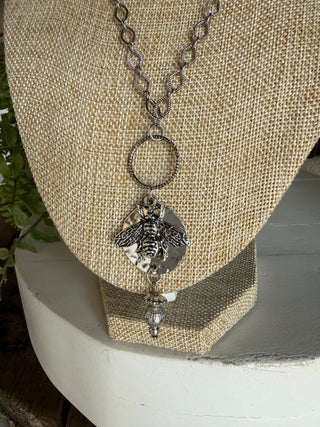 Little Bee Necklace Silver