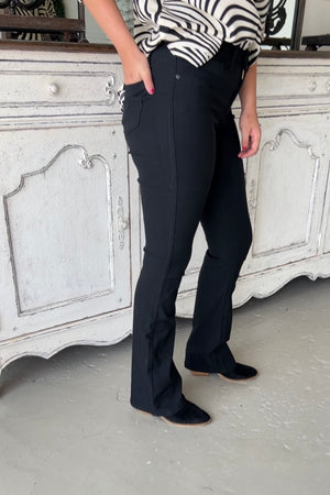 Raven Hyperfit Bootcut Pant