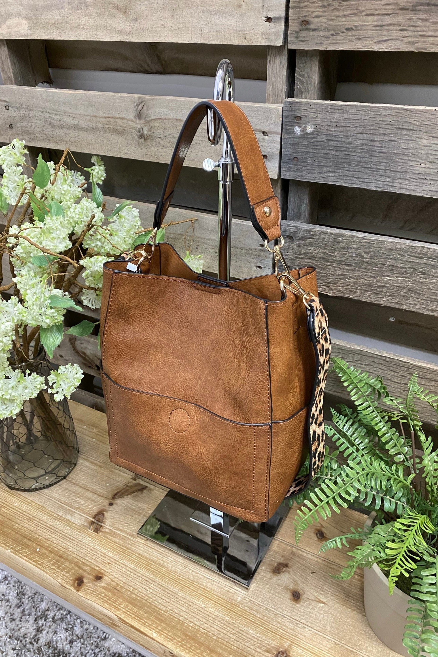 Cha Cha Bag-Handbags-Carol's Boutique, located in Jasper, Alabama