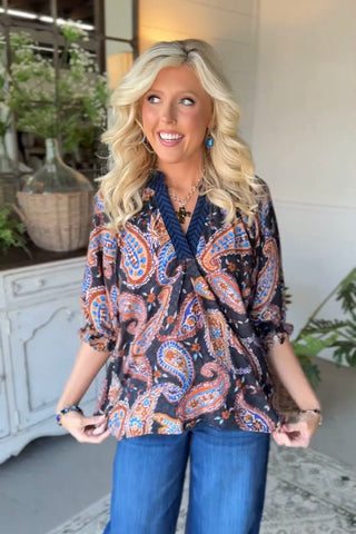 Jennifer Top Black by Umgee