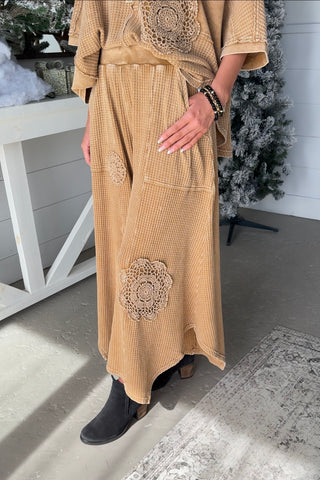 Sweetie Pie Pants Kiwi by Easel Pants Easel