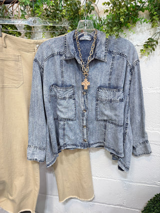 Delta Shacket Denim by Eesome Jacket eesome