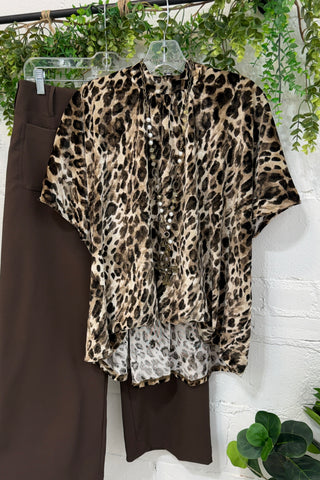 Hypnotic Top Taupe by Umgee