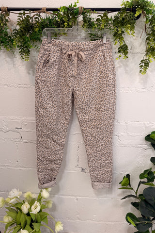 Lovin Leopard Pants Tan