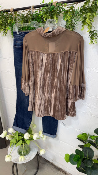 Lacy Lady Top Latte by Umgee