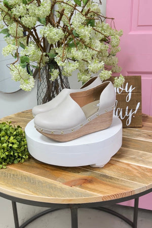 Bidelia Wedge Clog