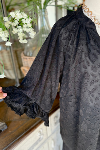 Murphy Top Black by Umgee