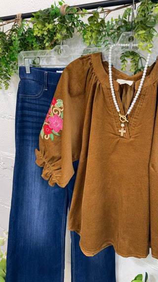 Seasoned Top Camel by Umgee