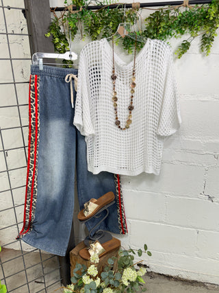 Easy Days White sweater Camilla