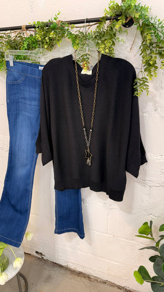 Benning Sweater Black by Umgee