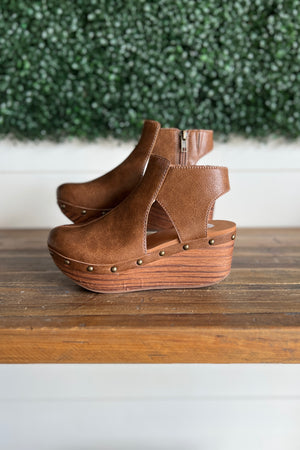 Brooke Wedge Clog By Yellow Box