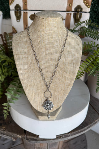 Little Bee Necklace Silver