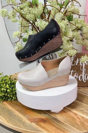Bidelia Wedge Clog
