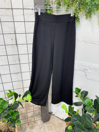 Pose Pant Set Black Top & Pant Set Zenana