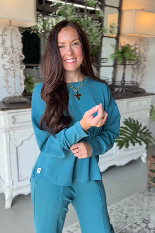 Coziness Top Teal by Umgee