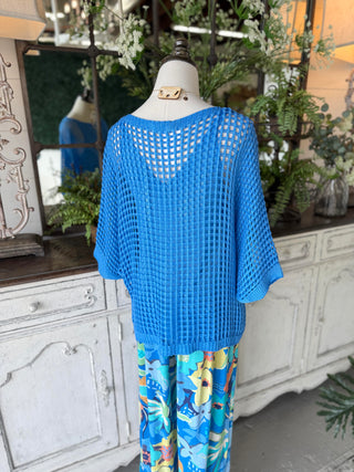 Easy Days Azure Blue sweater Camilla