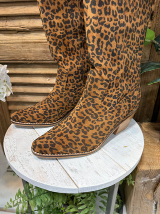 Corky’s City Slicker Boots Leopard