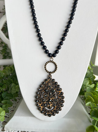 Santa Fe Necklace Matte Black Necklaces Pink Panache