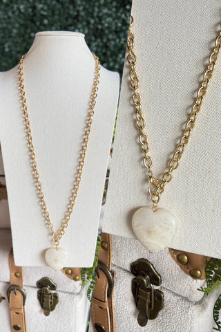 Yours Truly Necklace Gold