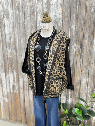 Lizzie Leopard Vest Vest Wona Trading