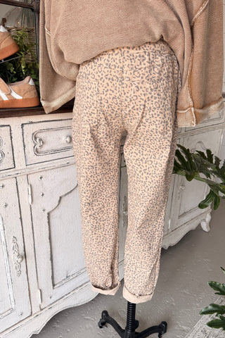 Lovin Leopard Pants Tan