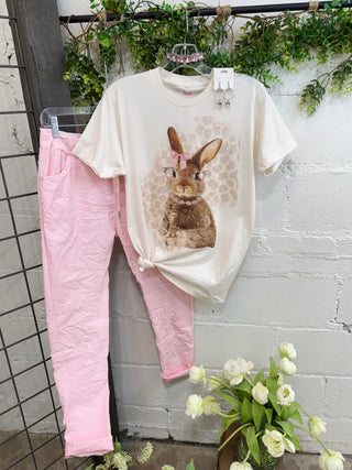 Boujee Bunny Ivory T Shirt Raisin' Arrows