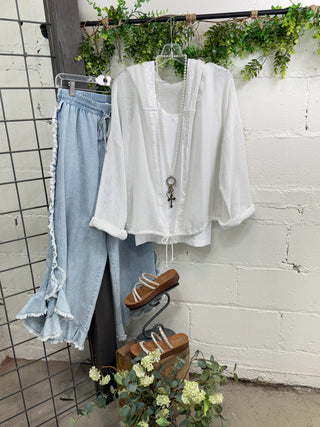 Wednesday Jacket White Jacket Sole Luna