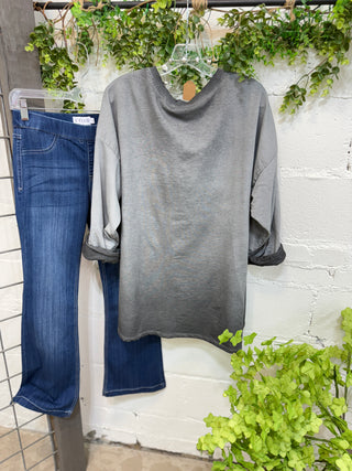 Feel Good Grey Shirts & Tops Fattura