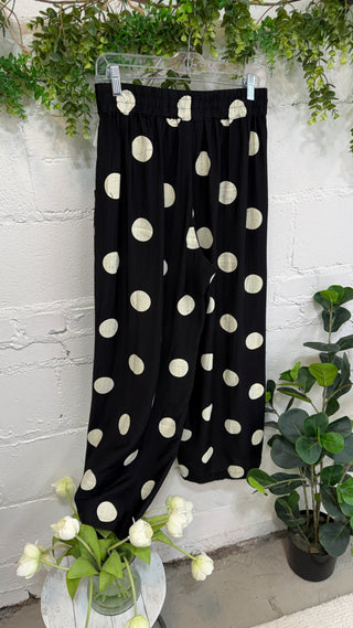 Jolie Pants Black by Umgee