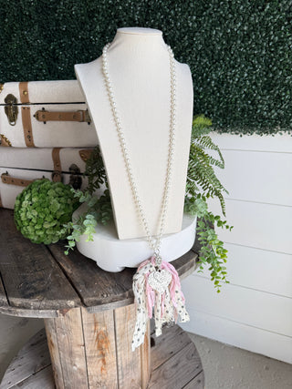 Lela Necklace Pearl neck BFF